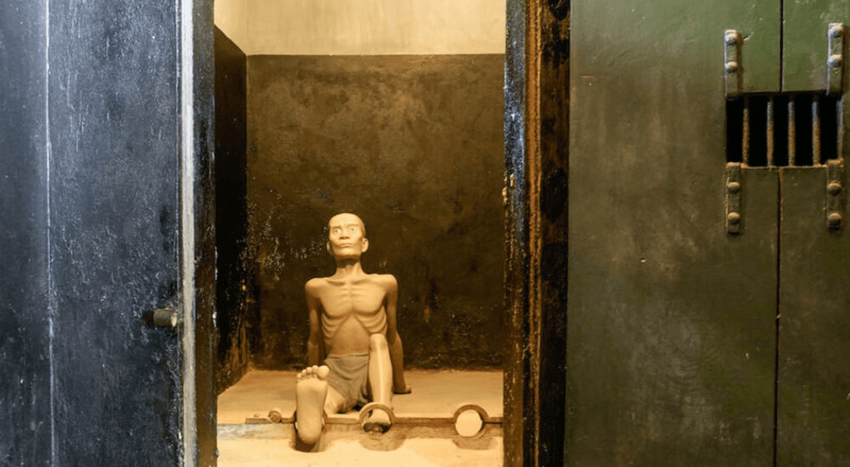 prison de Hoa Lo