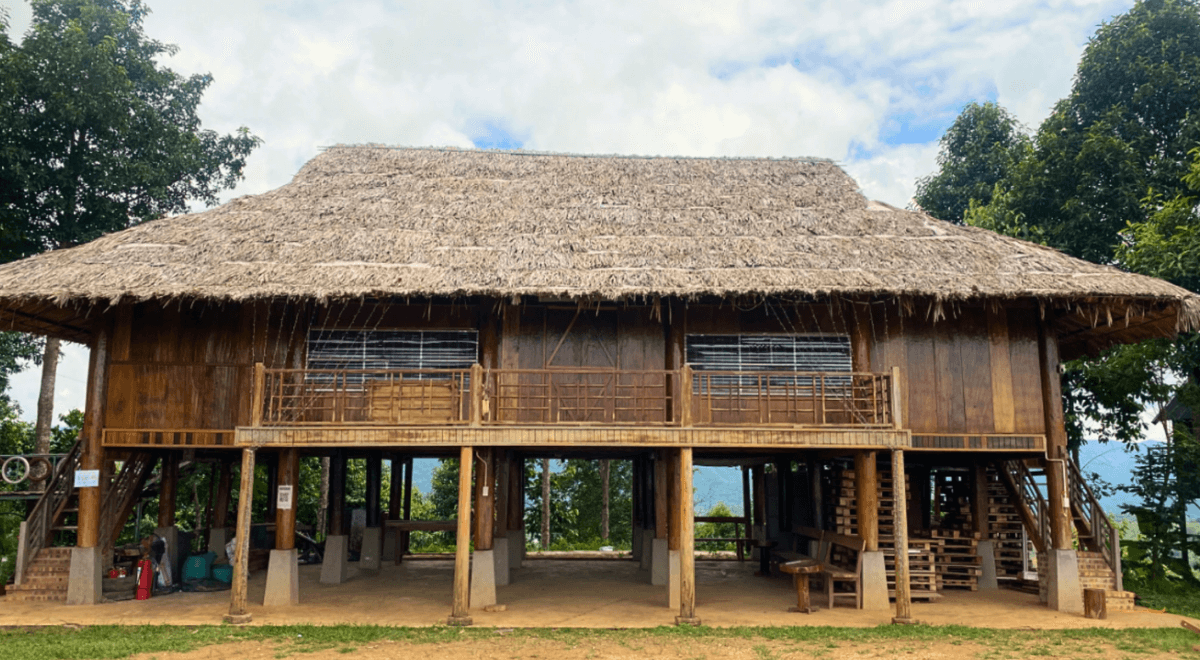 des maisons sur pilotis