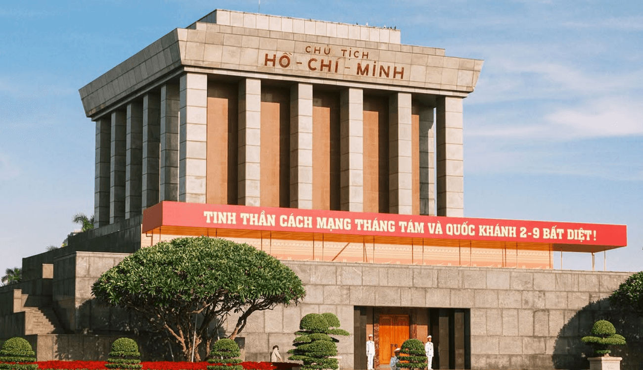 Le Mausolée de Hô Chi Minh