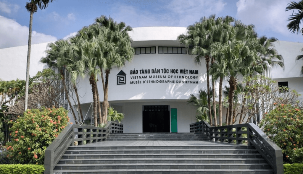 Le Musée d’ethnographie du Vietnam à Hanoï, consacré aux cultures, traditions et modes de vie des 54 groupes ethniques du pays.