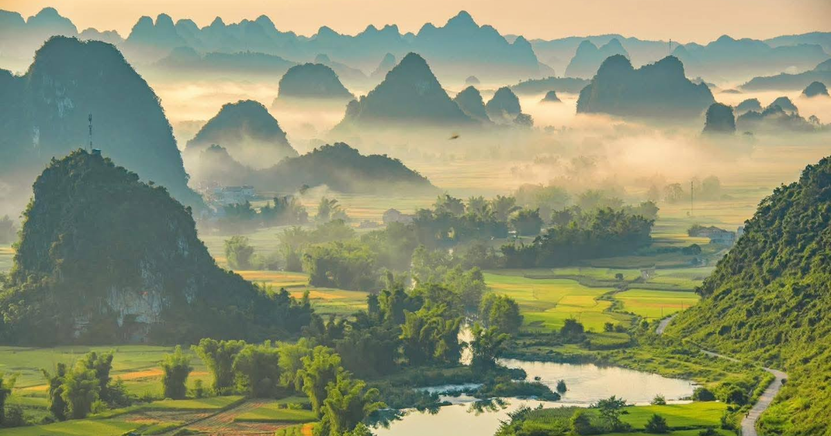 Lever de soleil à Trung Khanh Vietnam