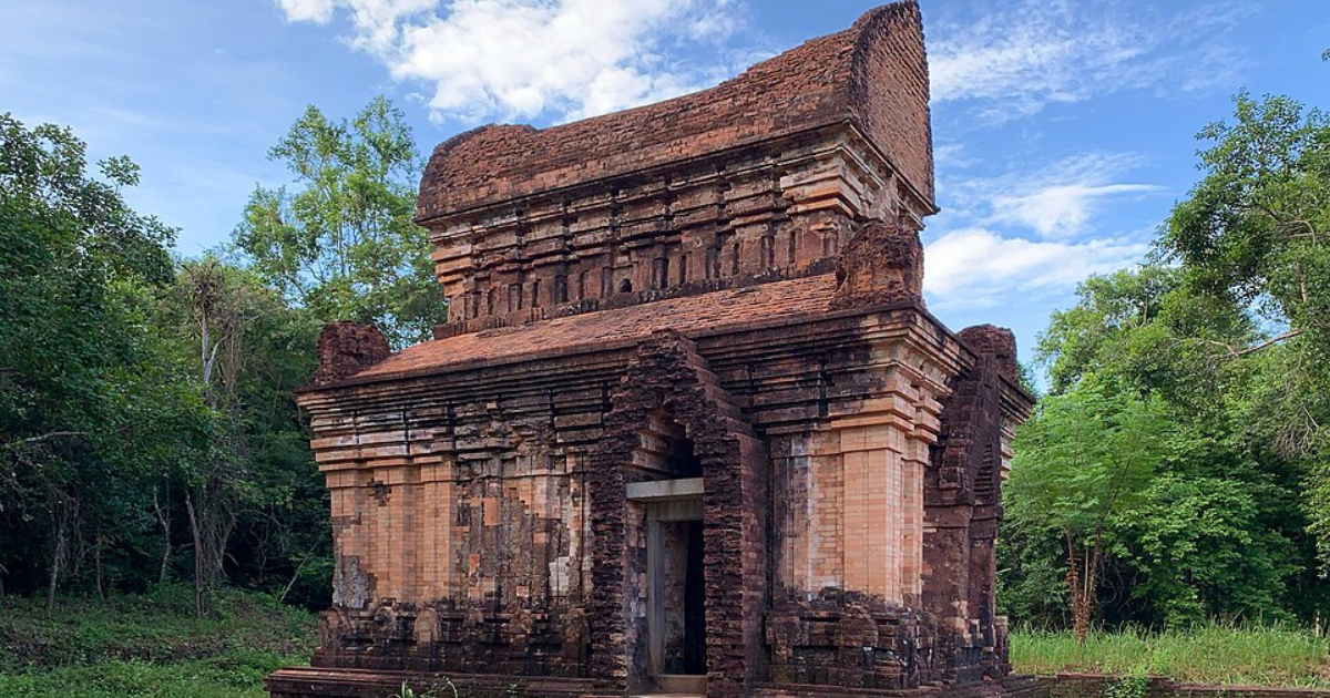 Tours dédiées à Shiva