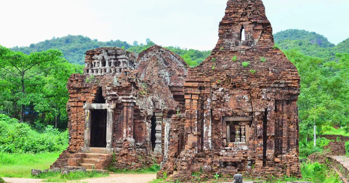 Tours dédiées à Shiva