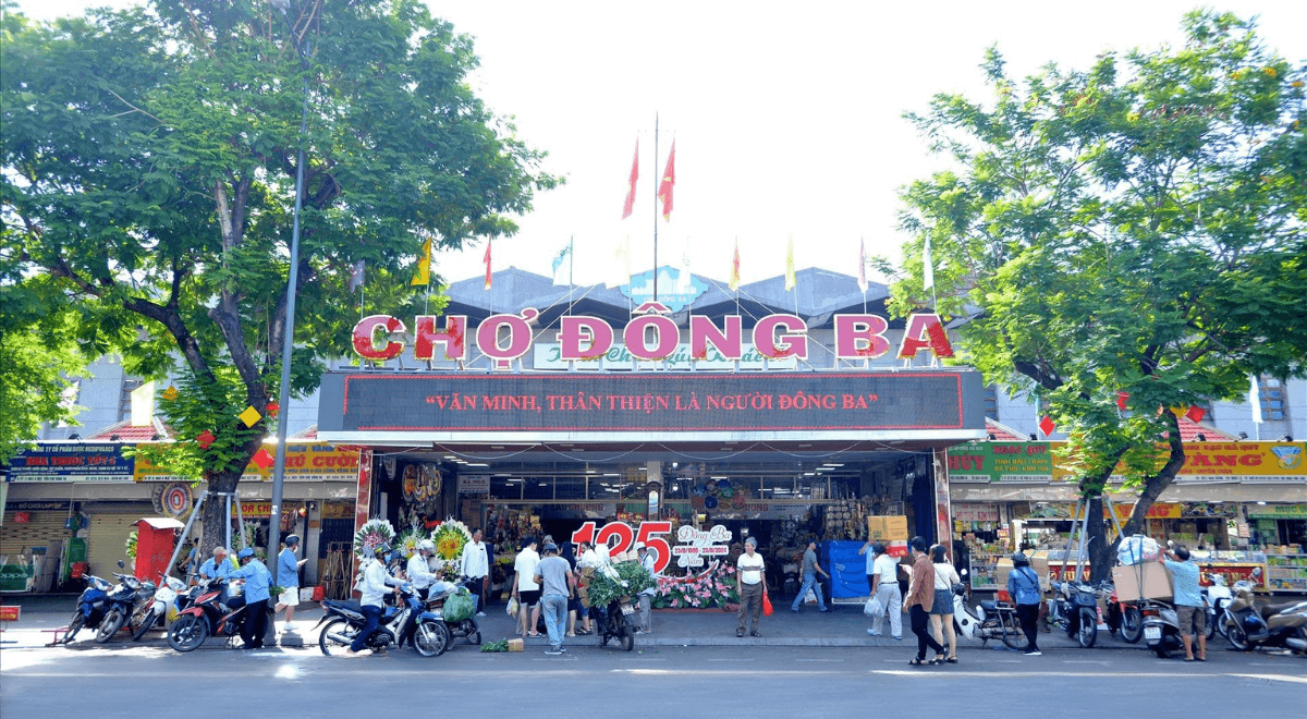 Marché Dong Ba