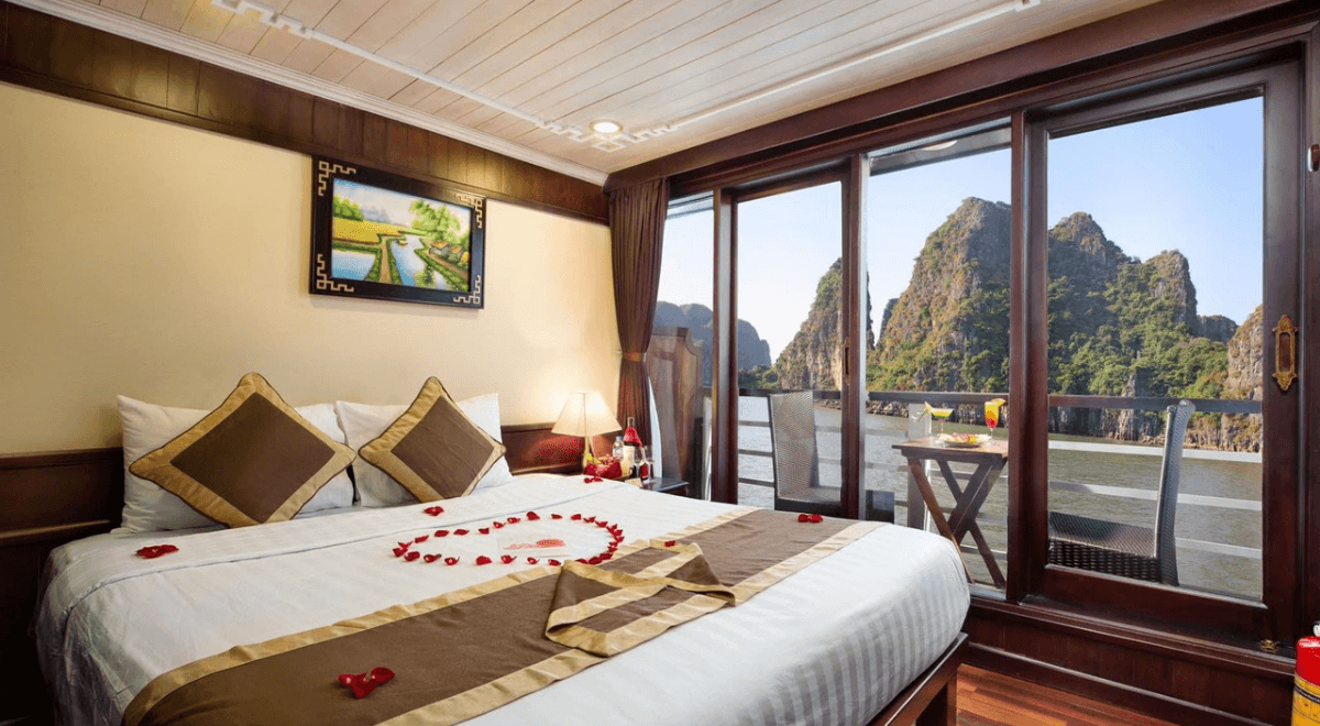 La croisière de 2 jours 1 nuit dans la baie d’Halong
