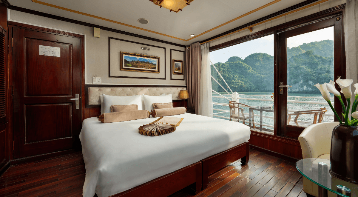 La croisière de 2 jours 1 nuit dans la baie d’Halong