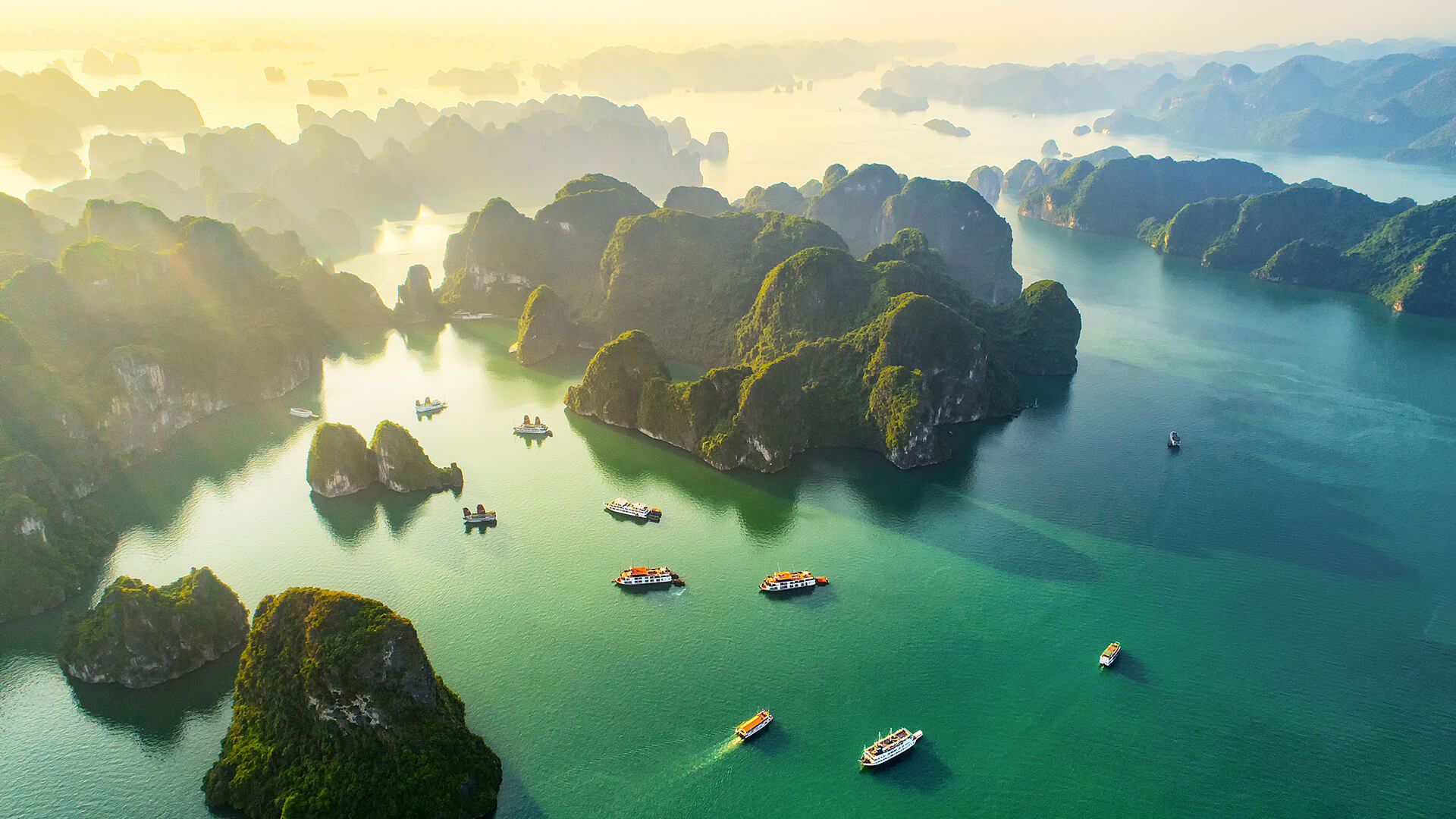 La croisière de 2 jours 1 nuit dans la baie d’Halong